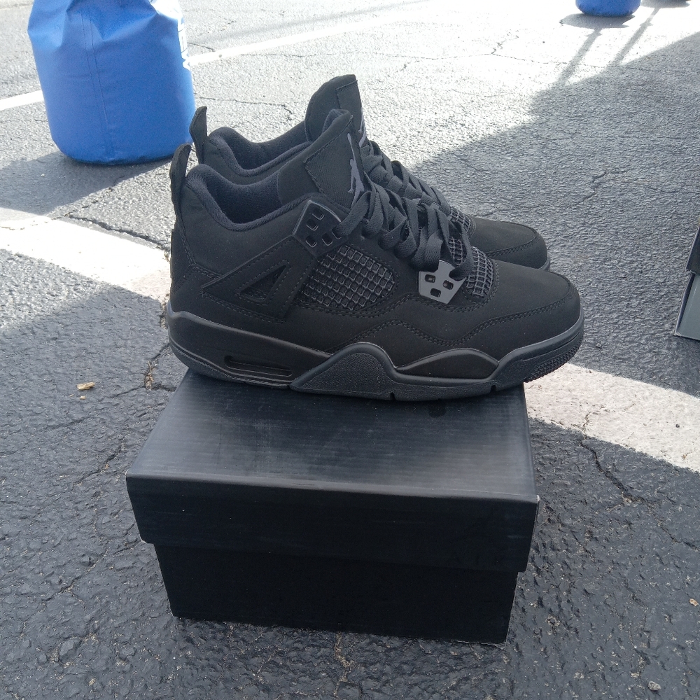 Air Jordan 4 Retro, 'Black Cat'